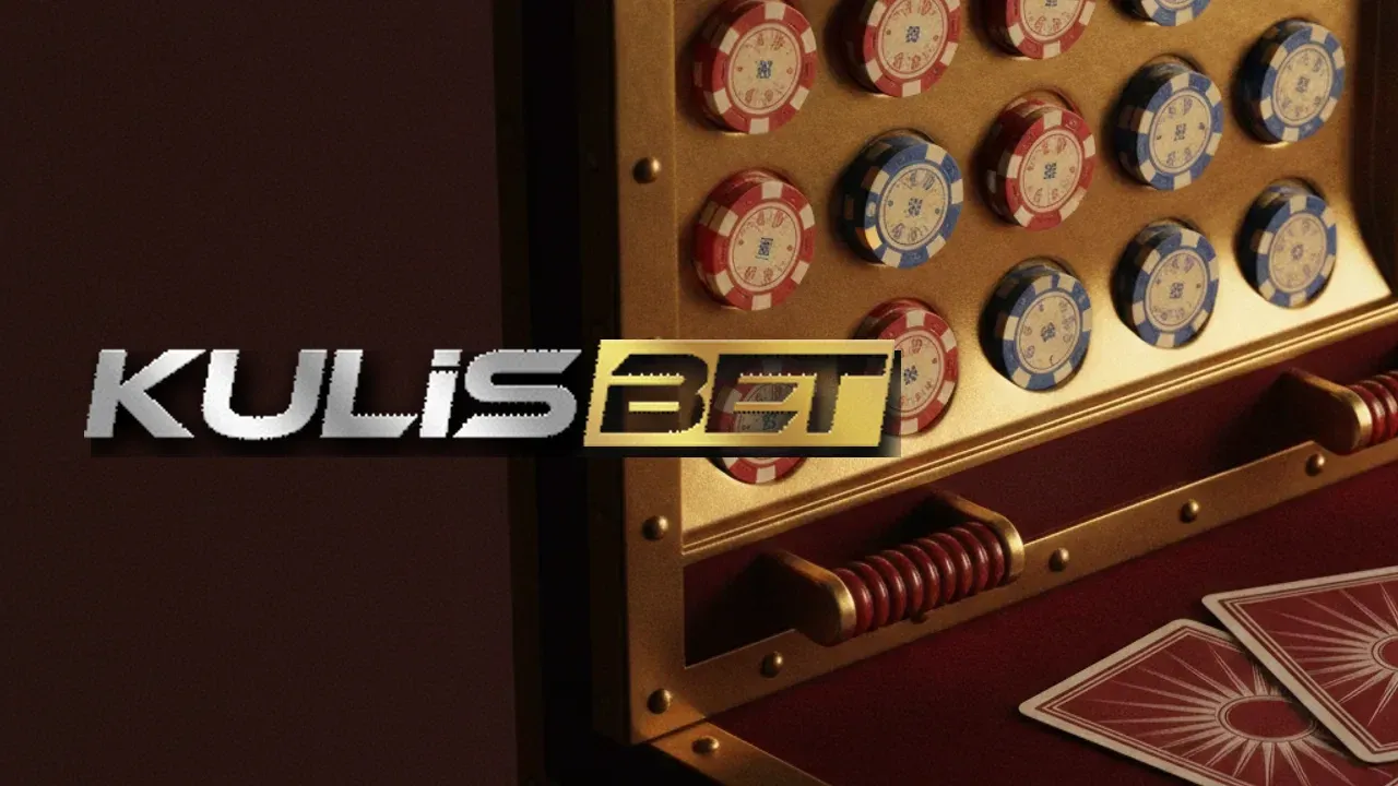 Kulisbet wordmark over poker chips and face-down cards on oxblood felt